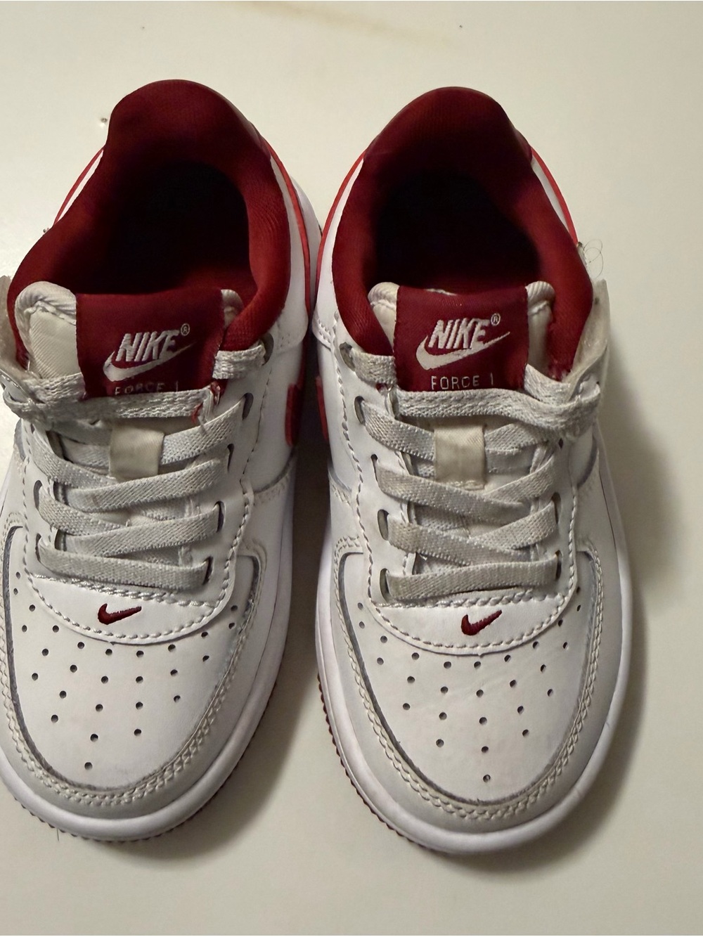 Nike Kids Low Top Sneakers - White & Red